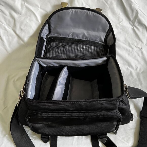 Canon Black Pro Camera Shoulder Bag With Adjustable Strap & Multiple Compartment - Picture 4 of 7